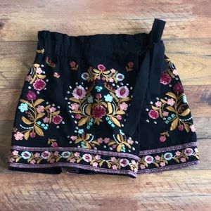 Zara embroidered skort
